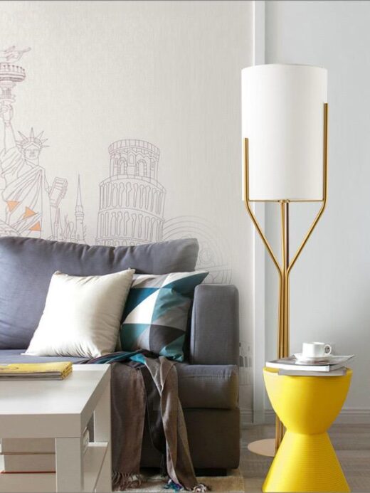 Elegant Open-Frame Floor Lamp - Golden