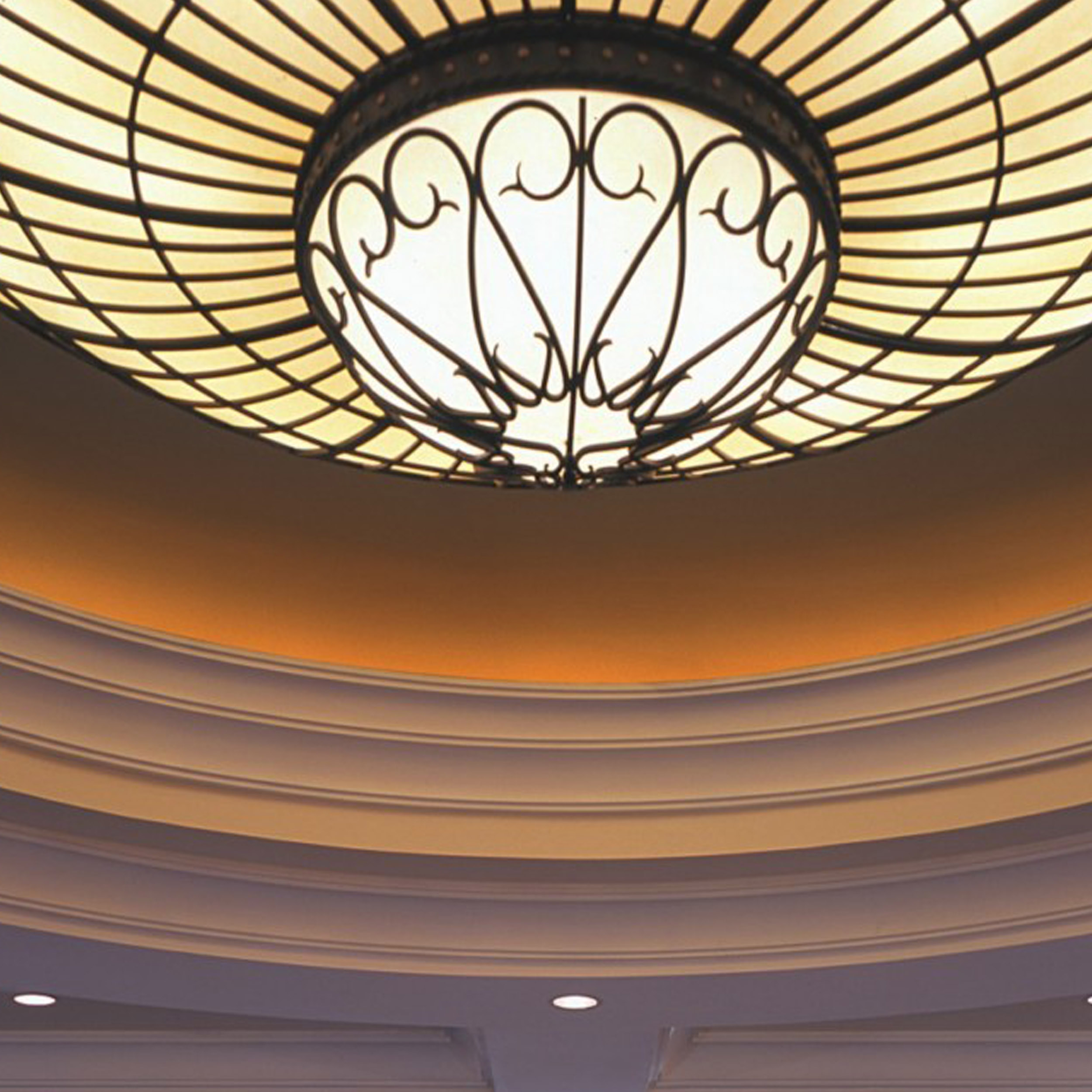 Hotel Elegant Center Piece Lobby Light