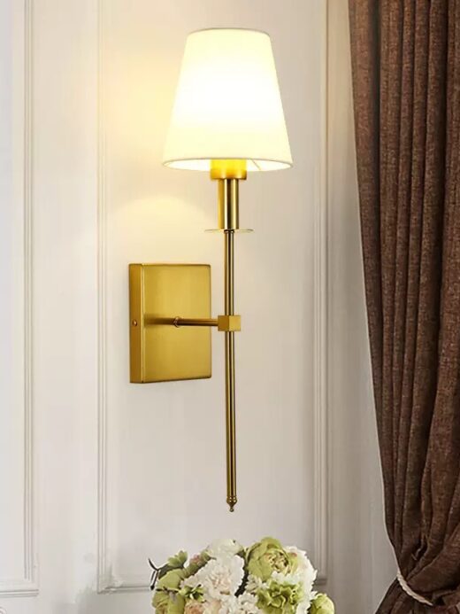 Elegant Gold Aluminum Table Lamp with Off-White Fabric Shade