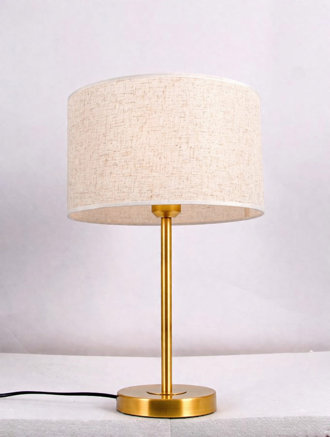 Sleek Gold Stem Table Lamp MT 9009 Gd