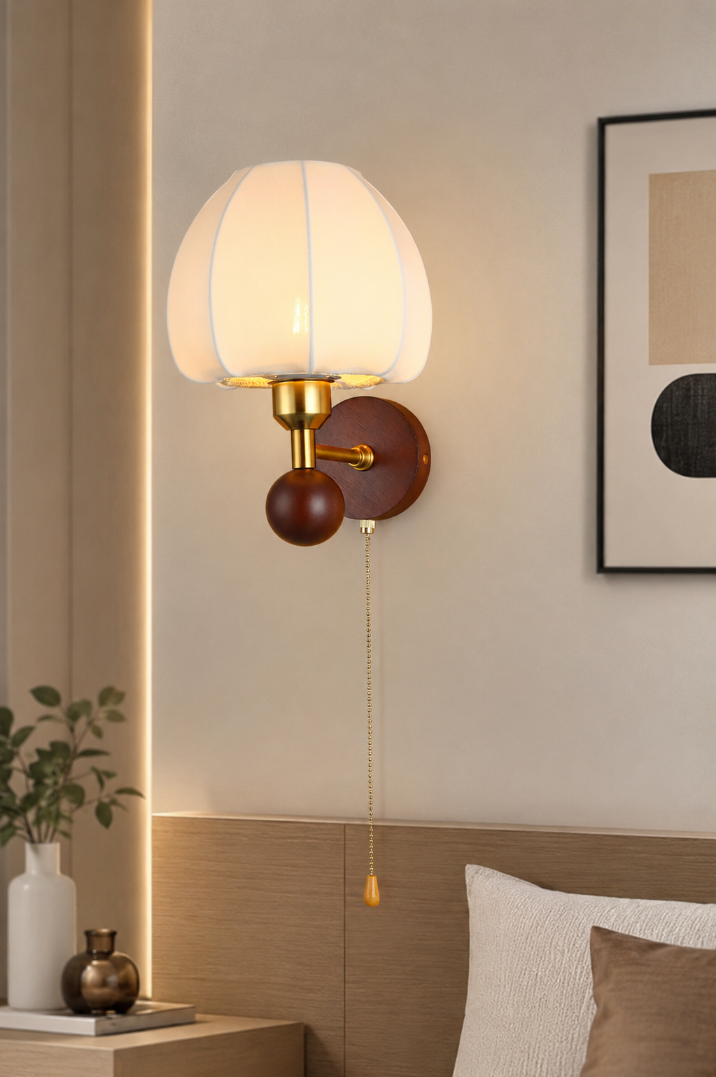 Elegant Bedside Wall Lamp - Image 3